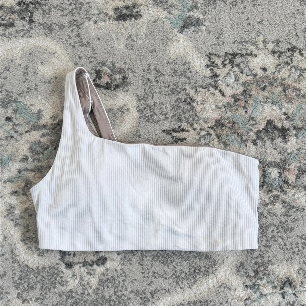 Lululemon Ribbed Nulu Asymmetrical Yoga Bra *Light Support, A/B Cup